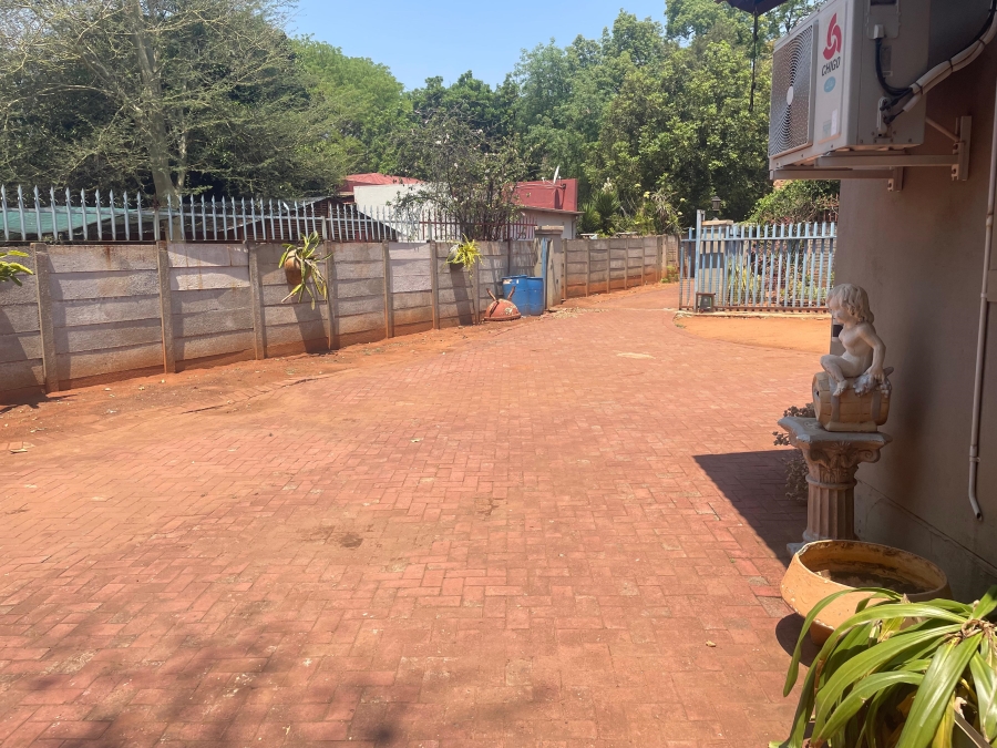 4 Bedroom Property for Sale in Bodorp North West